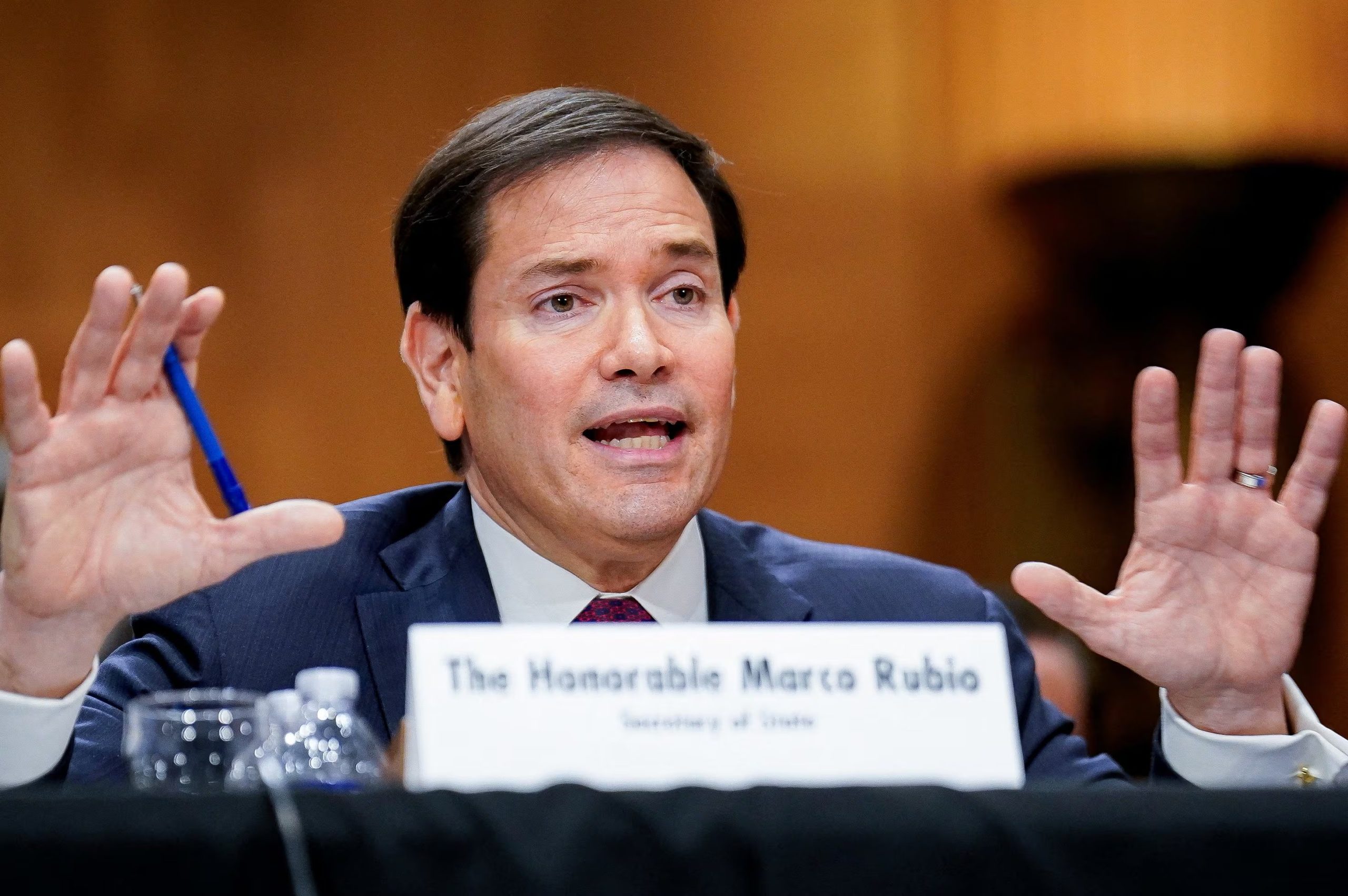 Rubio testifica ante senadores sobre la estrategia de Estados Unidos tras la caída de Nicolás Maduro, destacando metas de estabilidad, prosperidad y democracia en Venezuela (REUTERS/Nathan Howard)