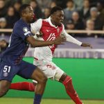 BRILLANTE EL ECUATORIANO – Pacho figura en la gran remontada del PSG ante Mónaco en la ida de los play-offs de la Champions League