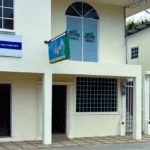 Desprendimiento de techo en Unidad Judicial de Manabí obliga a suspender audiencias presenciales