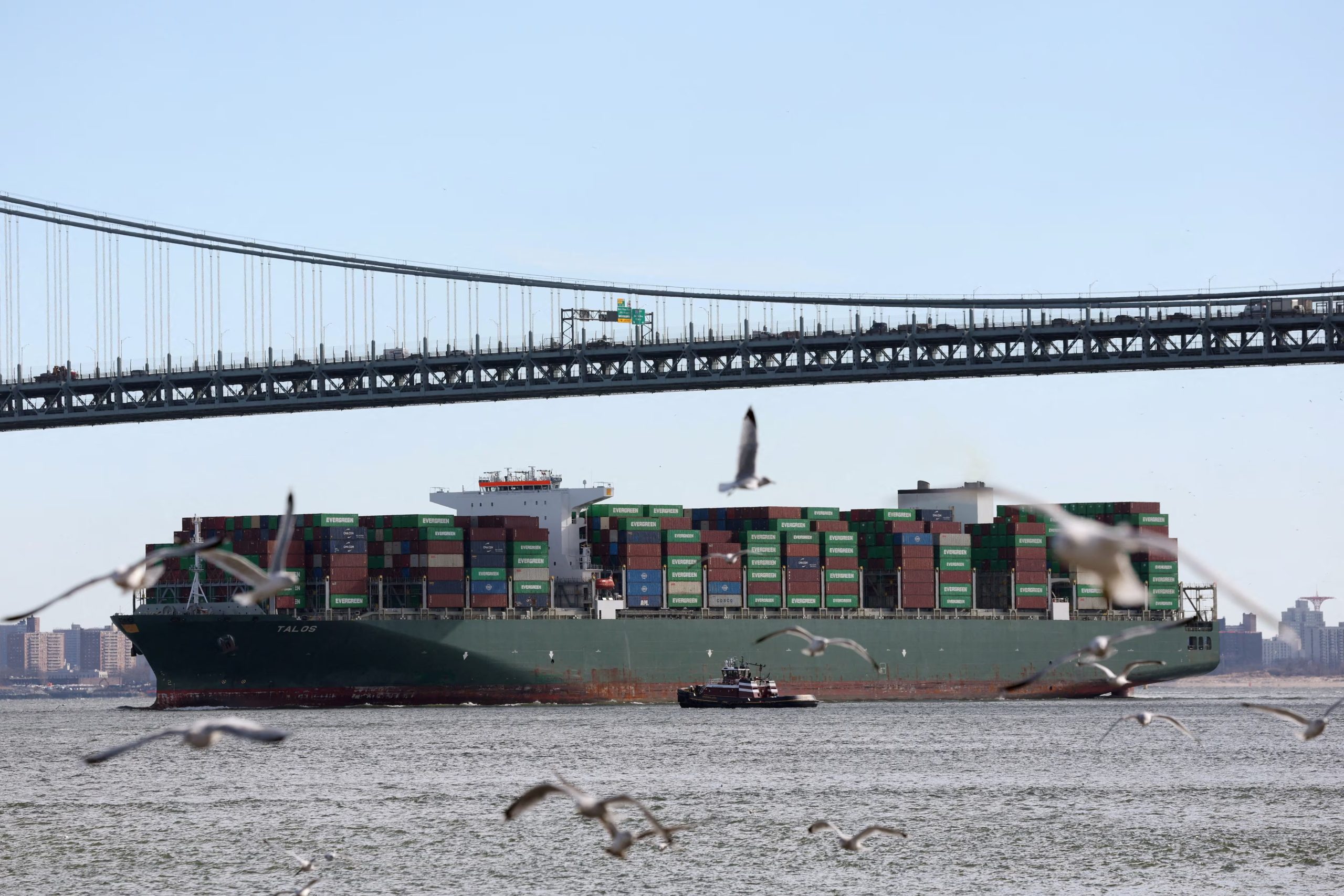 El arancel del 10% será aplicado a todos los países, inclusive, aquellos que mantienen acuerdos comerciales con EEUU (REUTERS)