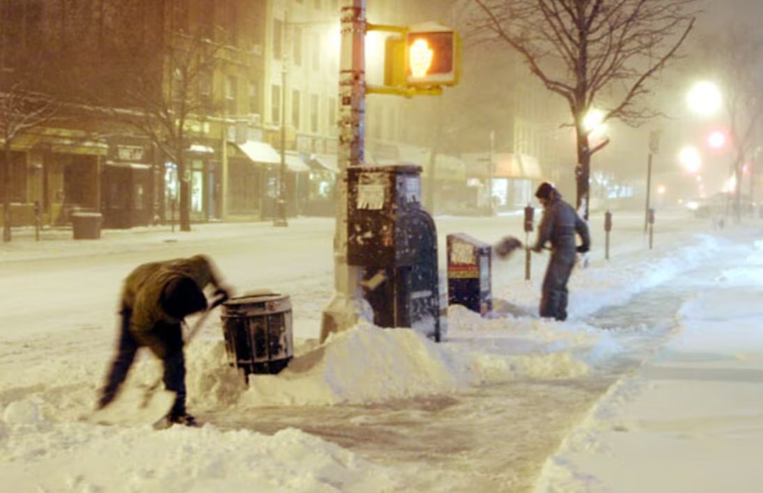 Tormenta invernal en Nueva York (AP)