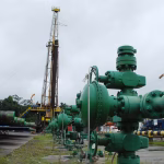 Gobierno apunta a subir la producción petrolera en 2.411 barriles diarios por tres frentes