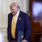 Trump lamenta arresto de Andrés y el impacto en la corona británica