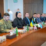 Ucrania llega a Ginebra con cautela para diálogos con Rusia y EE. UU.