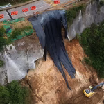 Comerciantes de Nayón pierden hasta $ 500 diarios por cierre de la vía tras deslizamiento