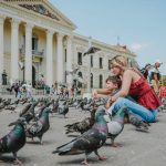 Costa Rica y El Salvador brillan en el Informe de Felicidad 2026