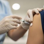 Vacuna gratuita contra la influenza disponible hasta el 30 de mayo para grupos prioritarios