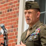 EE.UU. descarta invasión a Cuba y prevé cambios políticos graduales