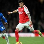 HINCAPIÉ LE GANÓ EL DERBI DE LONDRES A MOI: Arsenal derrotó a Chelsea en la Premier League