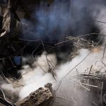 Escalada en Líbano: Israel bombardea Beirut y aísla el sur del país