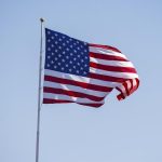 EE.UU. cierra su embajada en Bahréin ante represalias de Irán