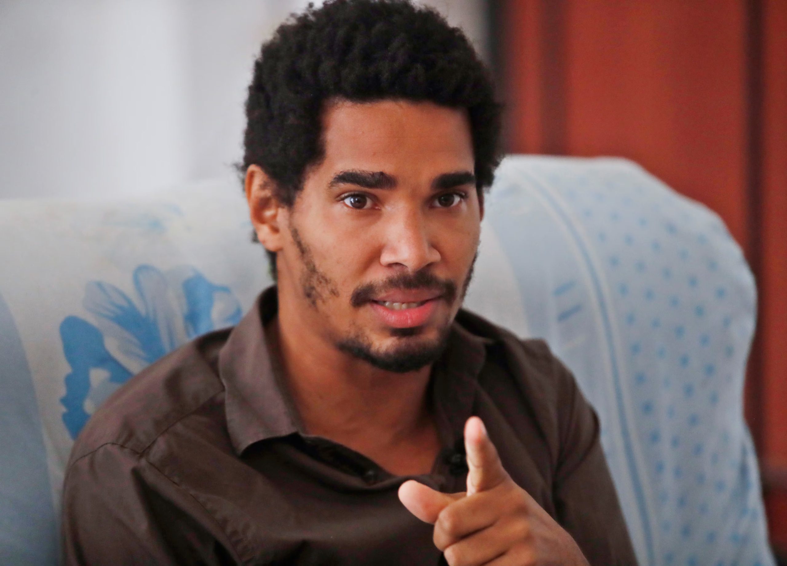 Luis Manuel Otero Alcántara El artista es fundador y líder del Movimiento San Isidro, una agrupación de intelectuales y creadores que se ha manifestado contra la censura y la represión cultural en Cuba (EFE/ Yander Zamora/Archivo)
