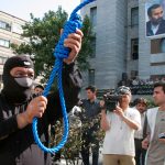 Irán ejecuta a tres manifestantes, incluido un luchador de 19 años