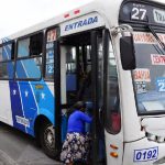Por toque de queda: buses y taxis iniciarán operaciones a partir de las 05:30