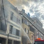 Incendio se reporta en inmueble en el centro de Guayaquil