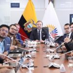 Comisión analiza observaciones del sector asegurador al proyecto de reproducción asistida