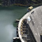 Crisis eléctrica Ecuador: Mazar tiene agua para 30 días y Colombia con energía