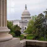 Senado de EE.UU. mantiene poderes de guerra de Donald Trump ante Irán