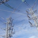 CNEL identifica causa de los cortes de luz en La Aurora; técnicos trabajan en subestación Villa Club