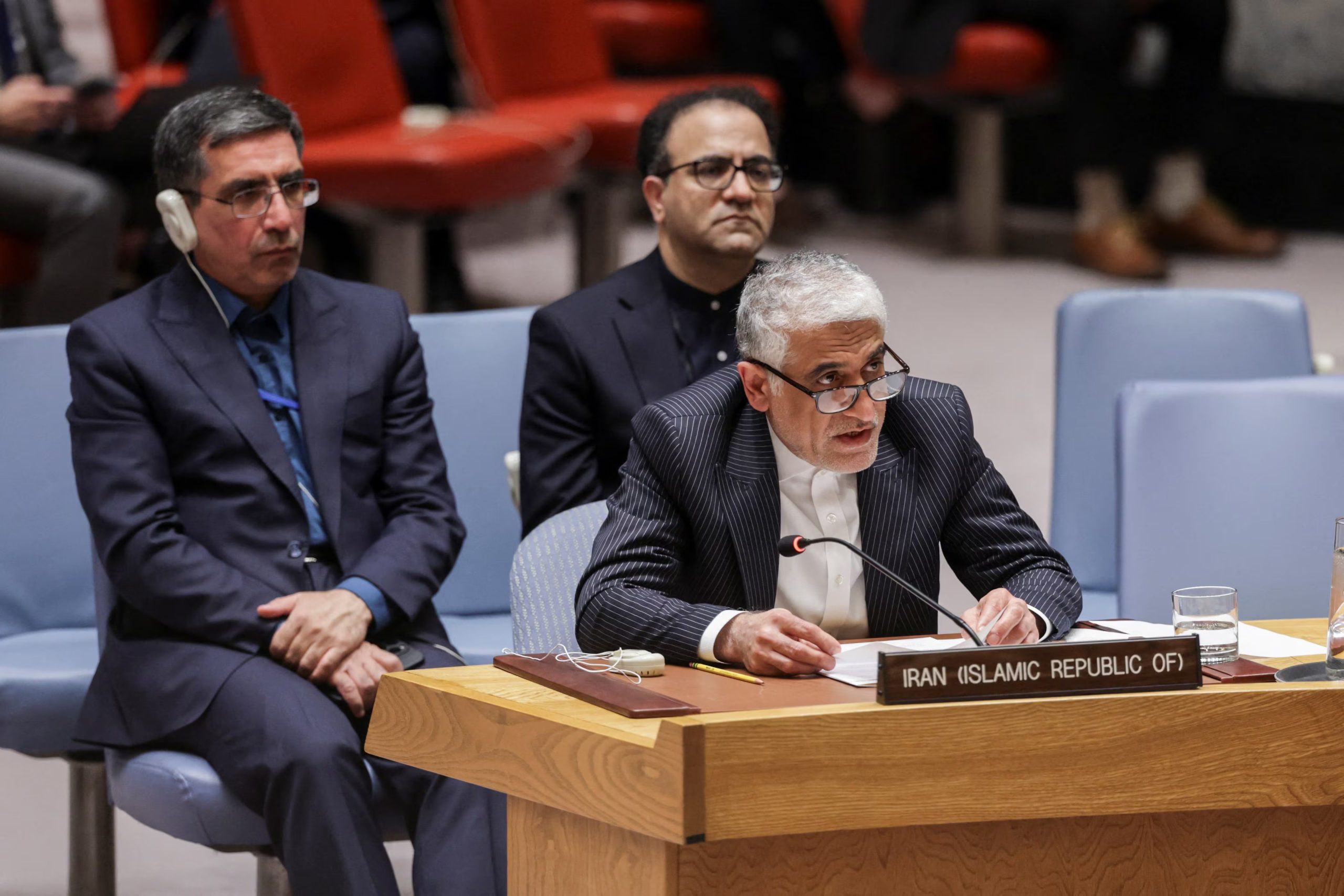 El embajador de Irán ante la ONU, Amir Saeid Iravani, rechazó cualquier posibilidad de alto al fuego temporal (REUTERS/Jeenah Moon)