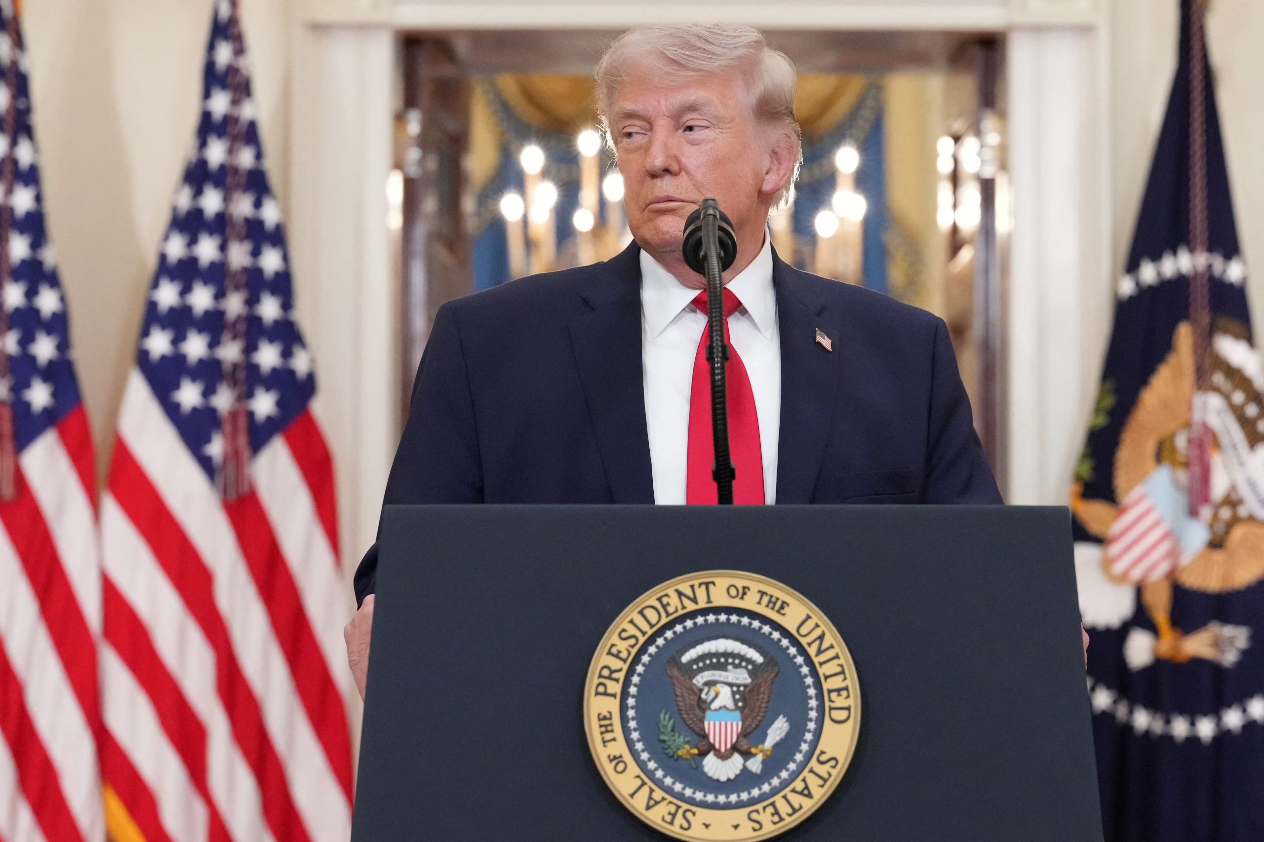 El presidente de Estados Unidos, Donald Trump, pronuncia un discurso a la nación sobre la guerra con Irán en la Casa Blanca en Washington (Alex Brandon/REUTERS)