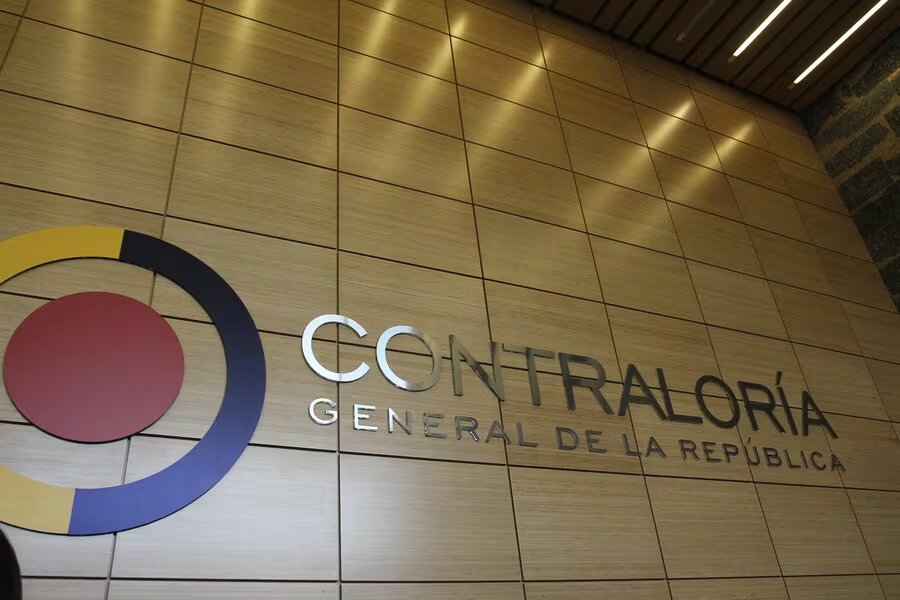 Según la Contraloría, limitar las inversiones de los ahorros de los trabajadores colombianos en activos del exterior se traduciría en menores rentabilidades para los afiliados - crédito Colprensa