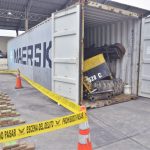 Siete detenidos en flagrancia mientras contaminaban contenedor con una tonelada y media de droga en puerto de Guayaquil