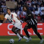 PACHO TITULAR: PSG goleó al Angers para seguir en lo más alto de la Ligue 1