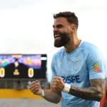 EL TRENCITO ES LÍDER: Católica ganó a Libertad y supera a IDV en la tabla