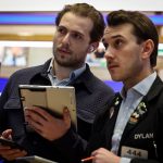 Tensión entre EE. UU. e Irán sacude Wall Street y dispara el petróleo