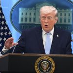 Trump ordena a la Marina destruir barcos iraníes en el Estrecho de Ormuz