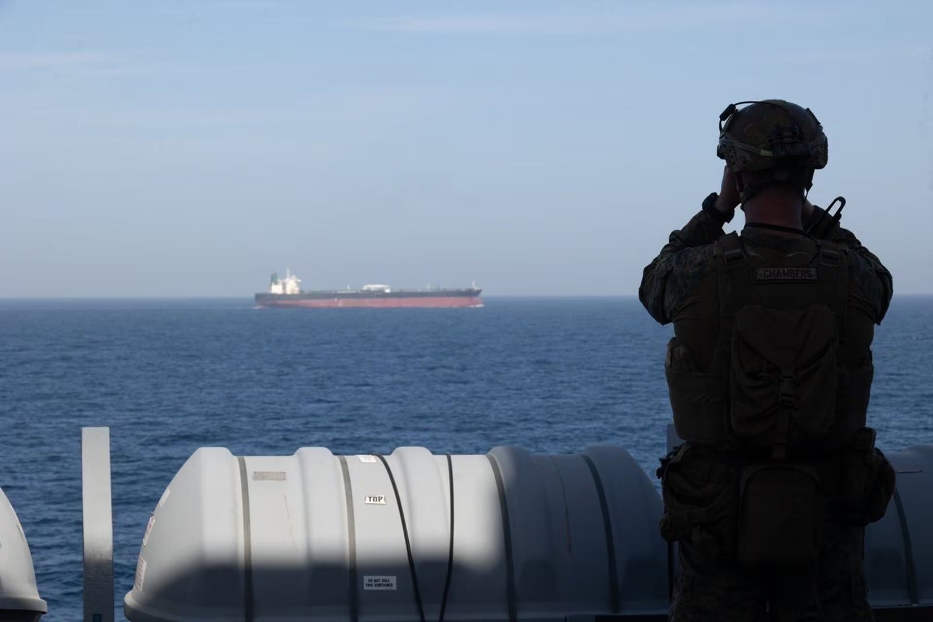 El bloqueo está asfixiando la economía iraní y complica la capacidad del régimen para almacenar y exportar petróleo, según funcionarios estadounidenses. (CENTCOM/ARCHIVO)