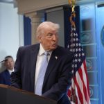 Trump insinúa postularse a la presidencia de Venezuela por su popularidad