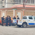 Hallan el cuerpo de un hombre dentro de un vehículo en el sur de Guayaquil