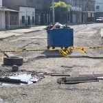Crisis de basura en Manta: Sectores afectados exigen declaratoria de emergencia y cierran calles