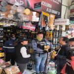 La Agencia Metropolitana de Control (AMC), en el marco de una estrategia integral que articula acciones legales e investigativas, ejecutó la clausura de ocho establecimientos ubicados en el mercado Iñaquito