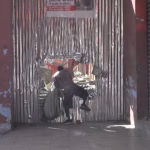 Edificio Multicomercio se convierte en refugio de personas sin hogar y recicladores: ‘esto es un foco de peligro’