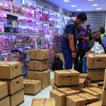 Más de 8000 productos irregulares fueron decomisados en operativo en La Bahía de Guayaquil