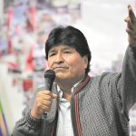 Evo Morales exige juicio justo tras declaratoria de rebeldía
