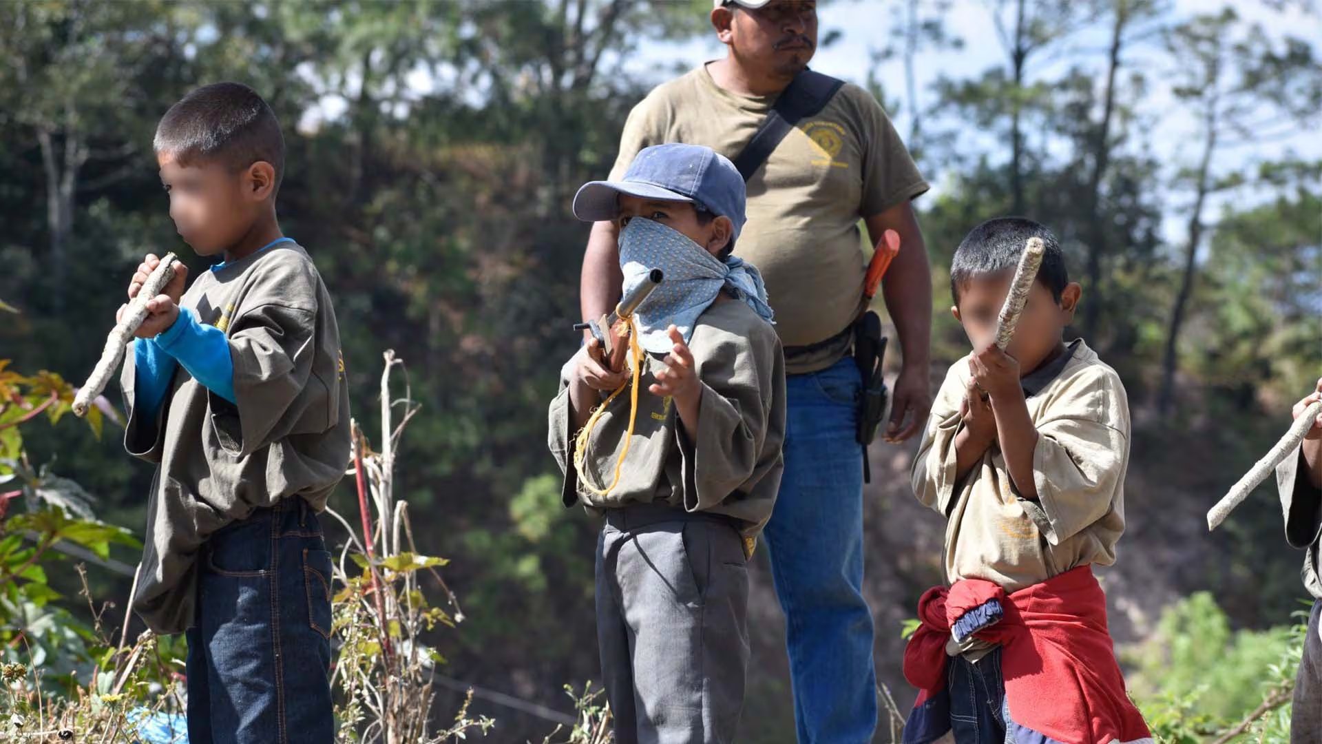 Testimonios recogidos en el informe revelan que algunos mercenarios entrenaron a niños reclutados por las RSF en campamentos de Darfur del Sur. - crédito Cuartoscuro (referencia)