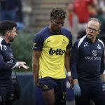 PREOCUPACIÓN EN LA TRI: Kevin Rodríguez salió lesionado en Bélgica