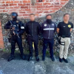 Cinco uniformados detenidos en Ecuador por venta de condecoraciones con firmas falsas