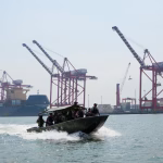 Gobierno traza estrategia para recuperar espacios costeros de Puerto Bolívar y controlar la informalidad