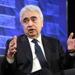 AIE alerta sobre ‘zona roja’ en mercado petrolero por conflicto en Medio Oriente