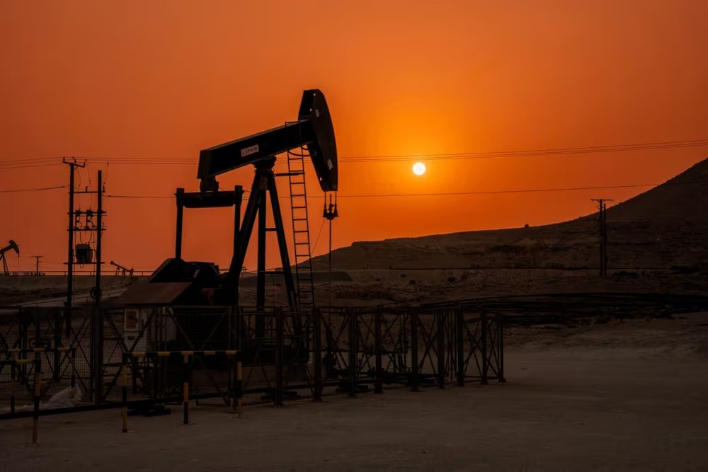 El precio del petróleo cayó más de 5% ante la expectativa de un acuerdo entre Estados Unidos e Irán (Shutterstock)
