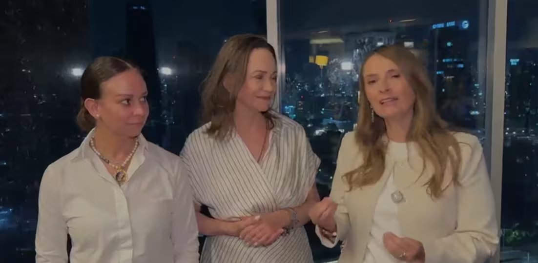María Corina Machado afirmó que la lucha que realizan es por sus hijos, para que puedan crecer en naciones con oportunidades, paz, respeto e igualdad - crédito Prensa Paloma Valencia