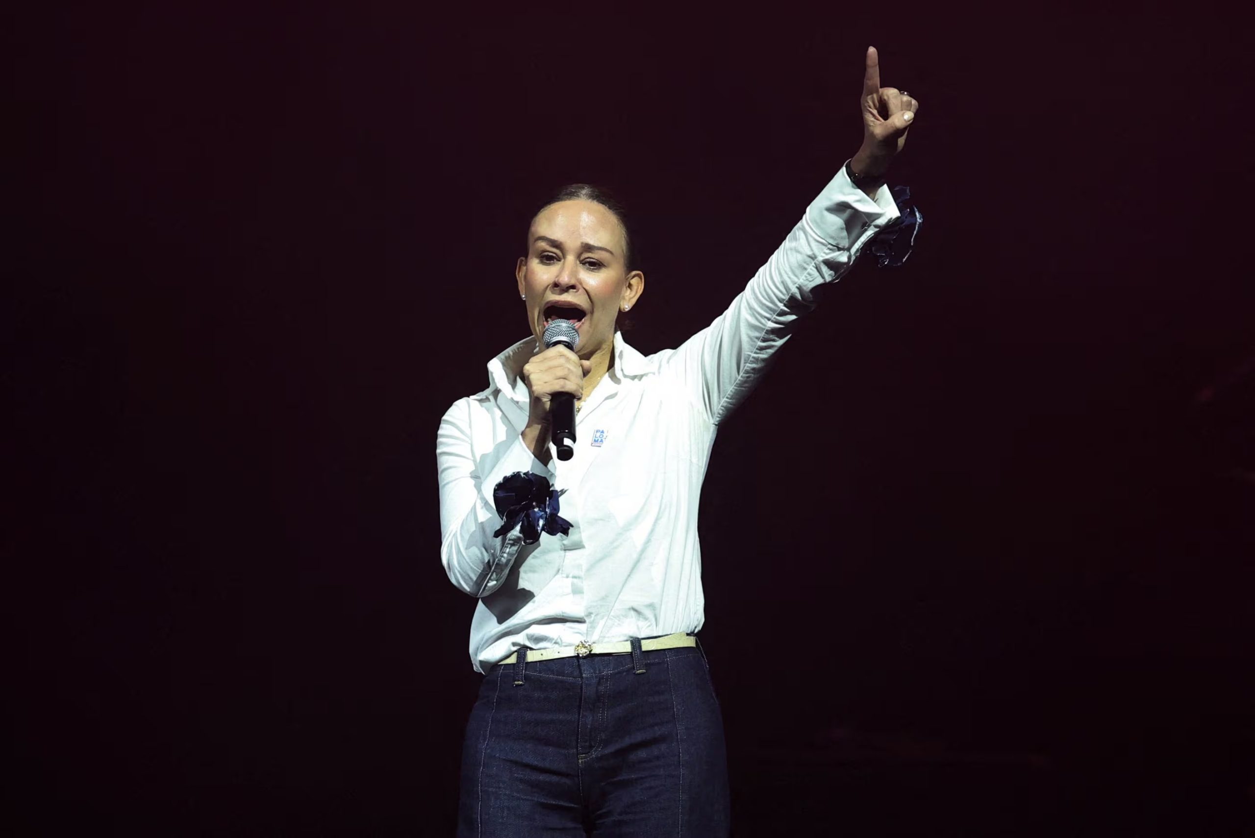 María Claudia Tarazona, por su parte, expresó que es un orgullo estar al lado de María Corina Machado, expresando su total apoyo a la candidatura de Paloma Valencia - crédito Luisa Gonzalez/REUTERS