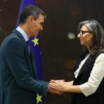 Sánchez condecora a relatora de la ONU por su labor en Gaza