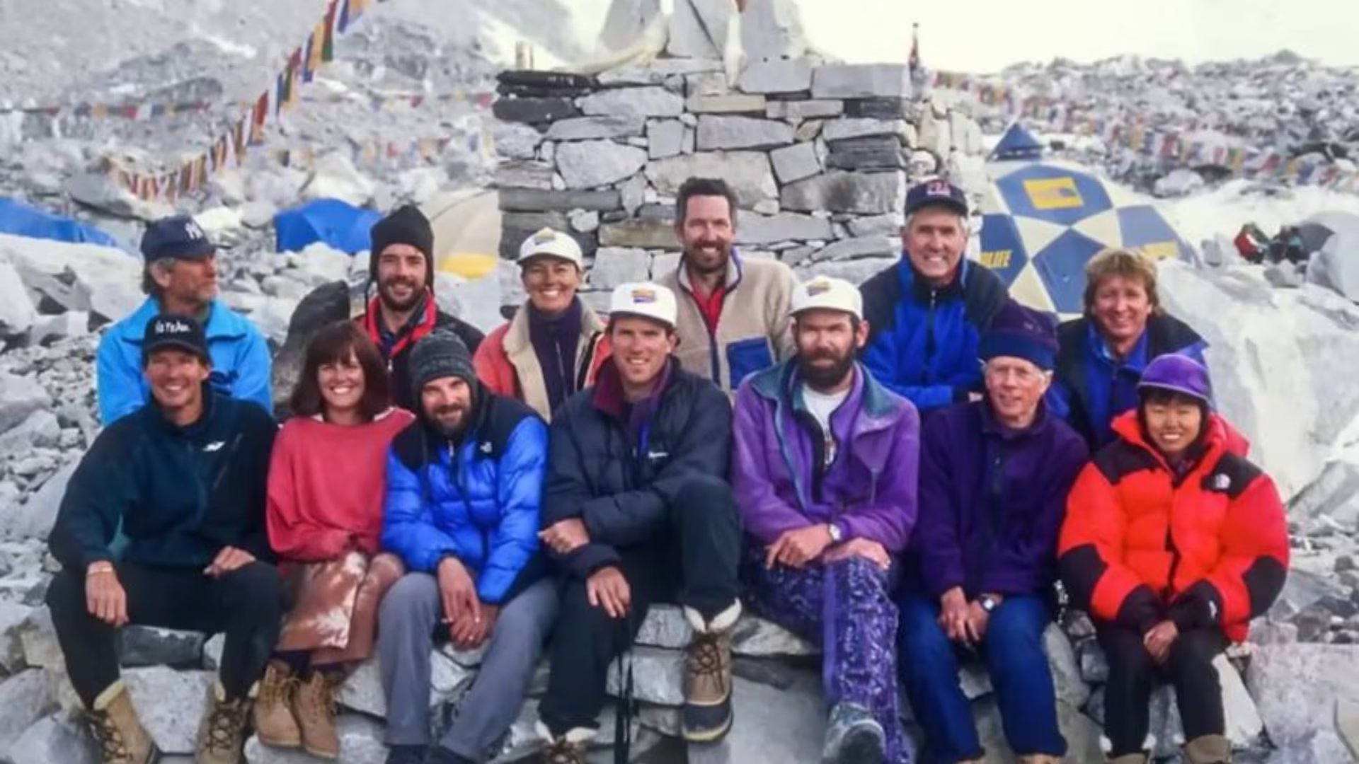 El 10 de mayo se recuerda la tragedia de 1996 en el Everest, donde 15 escaladores murieron en una tormenta imprevista (Captura de video)