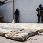 Droga encontrada bajo tierra en Tarifa está valorada en más de $ 20 millones: antisociales intentaron quemar gasolinera para evitar intervención